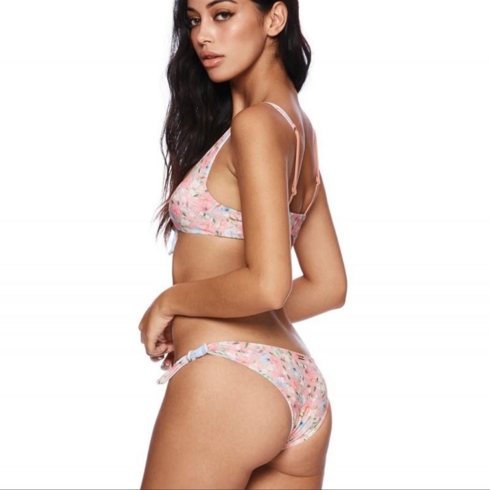 Beach Bunny Swimwear Sutton Reversible Blue Stripe Floral Tie Side Bikini Bottom